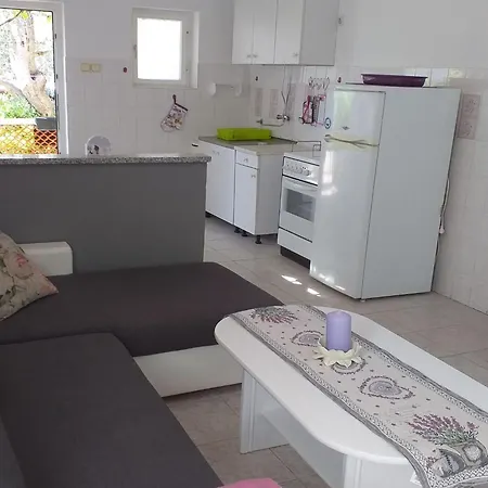 Lavanda & - One Bedroom With Shared Terrace Apartmán *